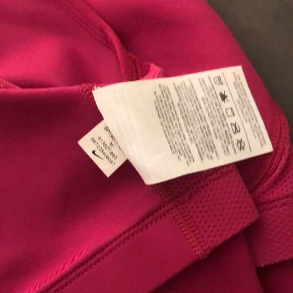 nwot - NIKE top - Picture 9 of 9